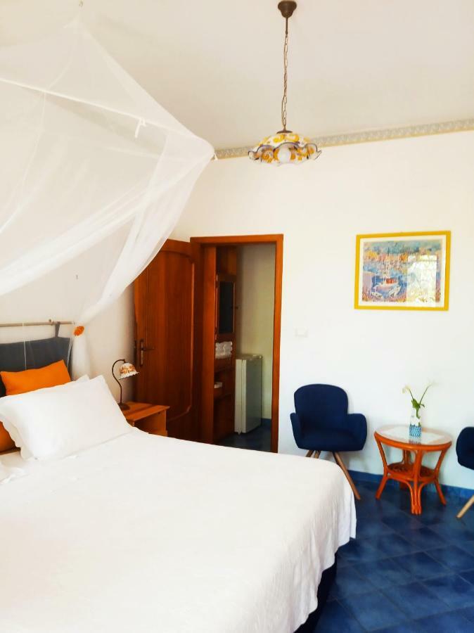 B&B La Casa Del Gelso Акуафредда Экстерьер фото